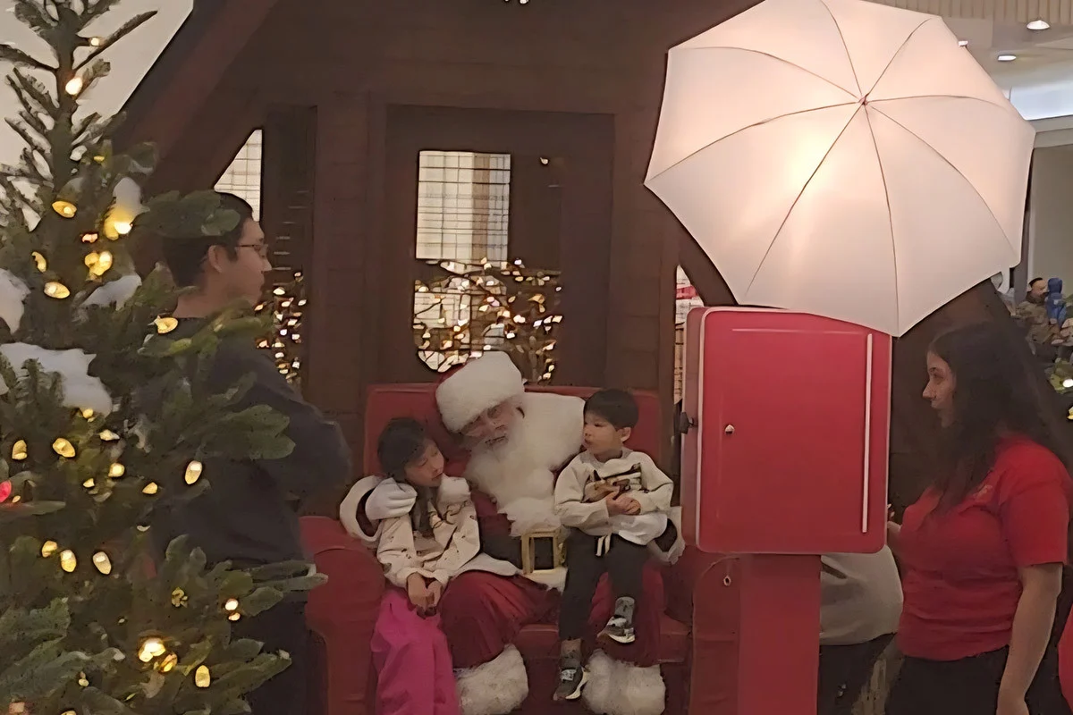 বড়দিন ঘিরে কানাডার শপিংমলগুলোতে উপচে পড়া ভিড়