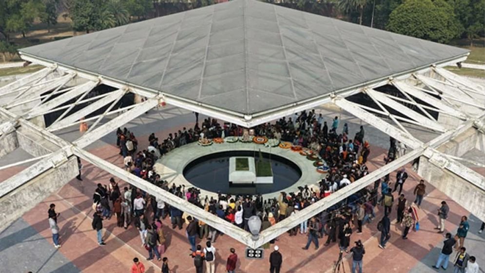 সর্বসাধারণের জন্য উন্মুক্ত খালেদা জিয়ার সমাধিস্থল 