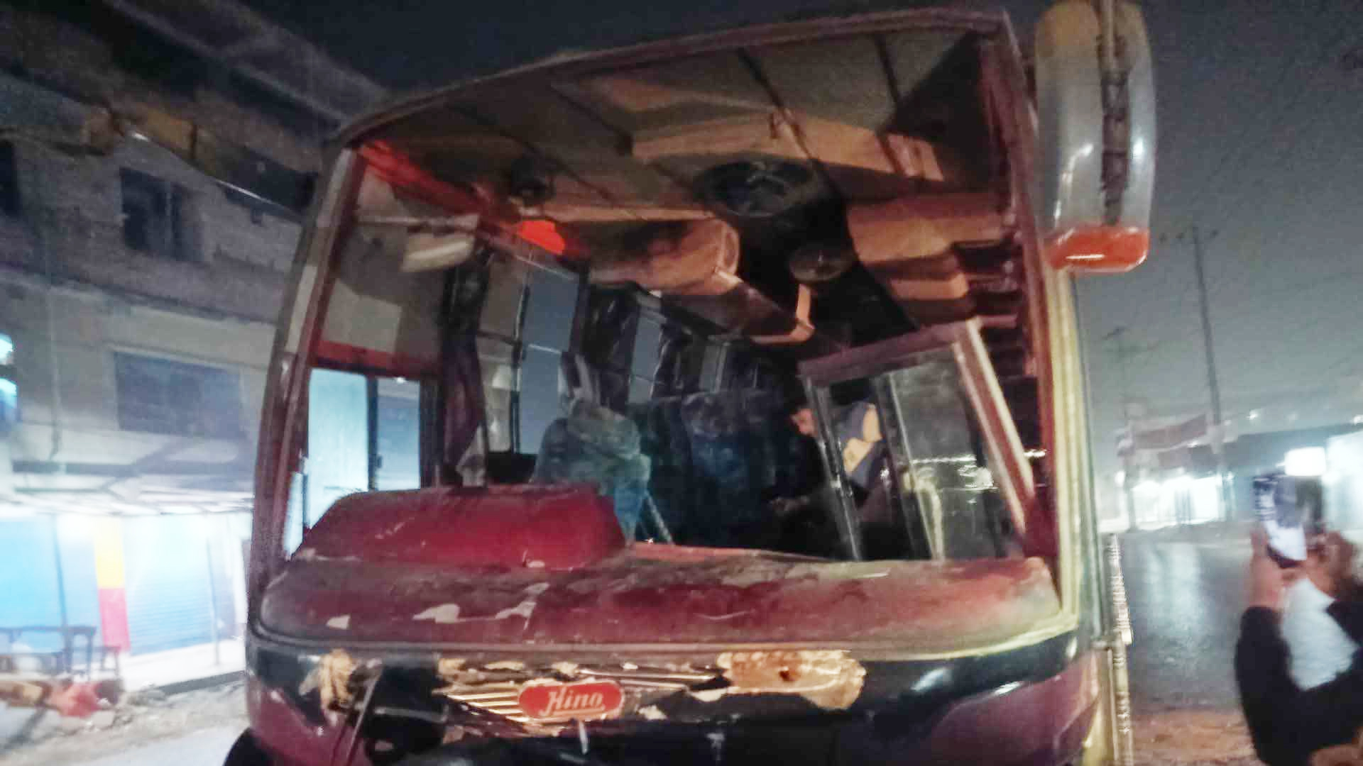তারেক রহমানের সংবর্ধনায় আসার পথে বাস দুর্ঘটনা, আহত ৩০