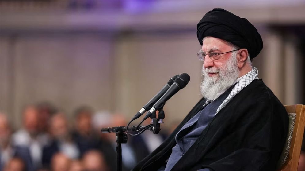 অন্য দেশের অভ্যন্তরীণ বিষয়ে নাক না গলিয়ে নিজের দেশ সামলান