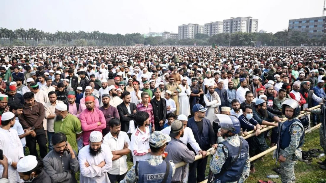সারা বাংলাদেশ আজ কাঁদছে