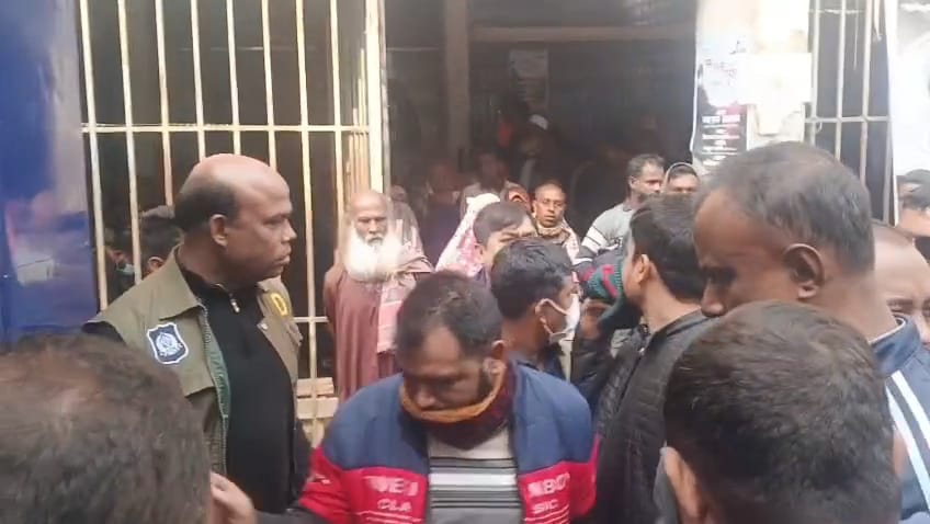 গাইবান্ধায় শিক্ষক নিয়োগে ডিভাইস জালিয়াতি: ২৬ আসামির দুইদিন করে রিমান্ড