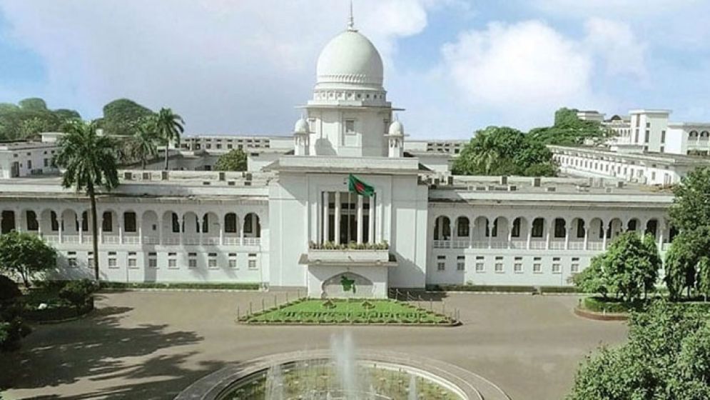লুন্ঠিত অস্ত্র উদ্ধার না হওয়া পর্যন্ত সংসদ নির্বাচন স্থগিত চেয়ে রিট