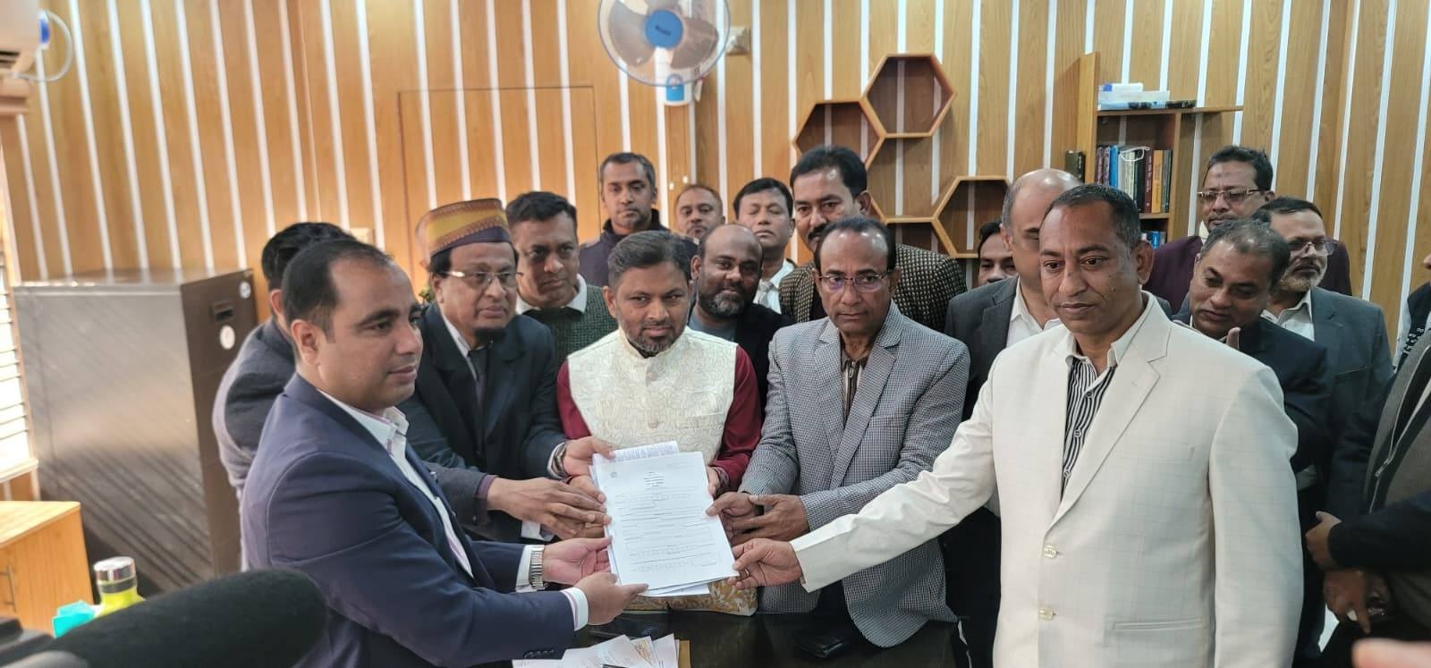 কুষ্টিয়ায় বিএনপি প্রার্থীদের মনোনয়ন ফরম উত্তোলন