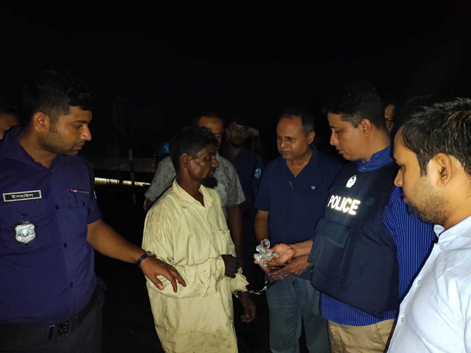 মাদকবিরোধী অভিযানে গাঁজা সেবনরত অবস্থায় ১ জনের কারাদণ্ড