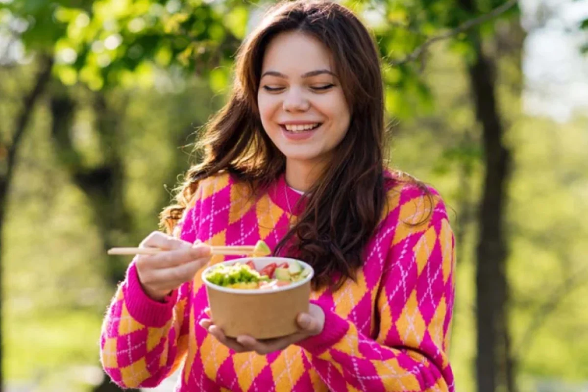 শীতে শরীর উষ্ণ রাখে যেসব খাবার