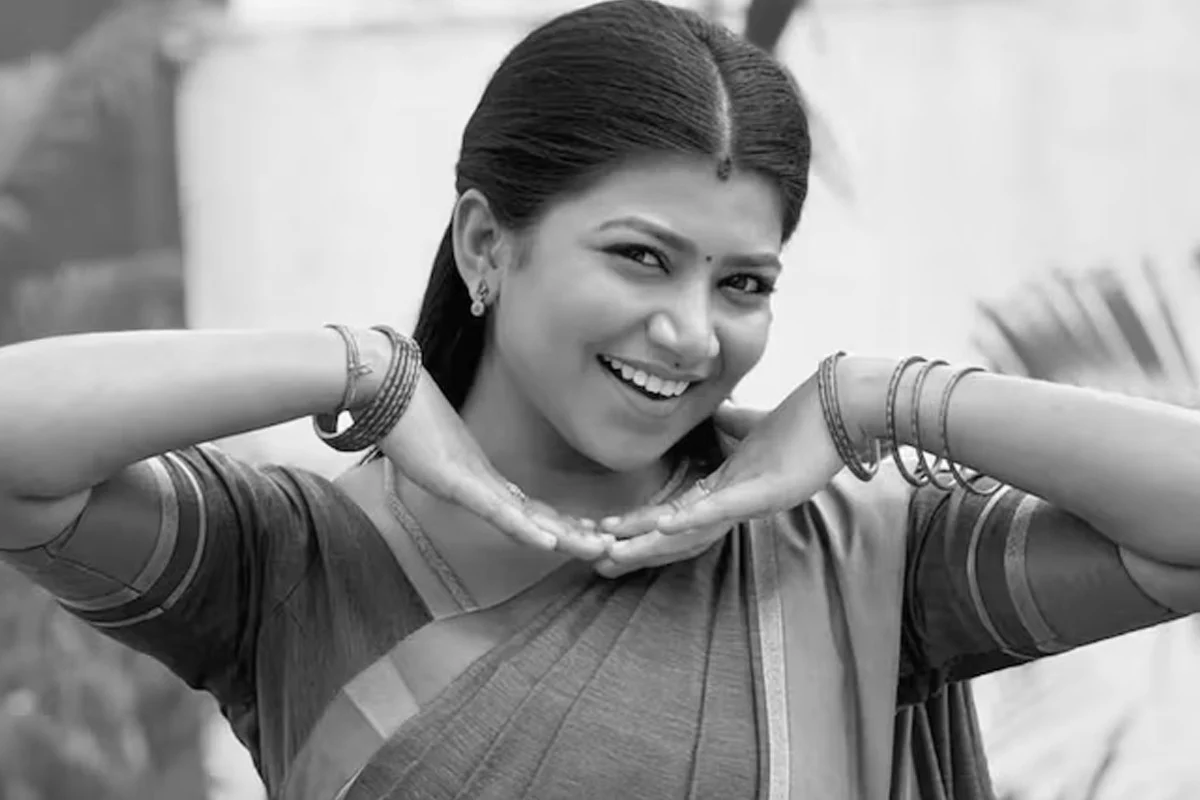 আত্মহত্যার দৃশ্যে অভিনয়ের পরই অভিনেত্রীর মরদেহ উদ্ধার