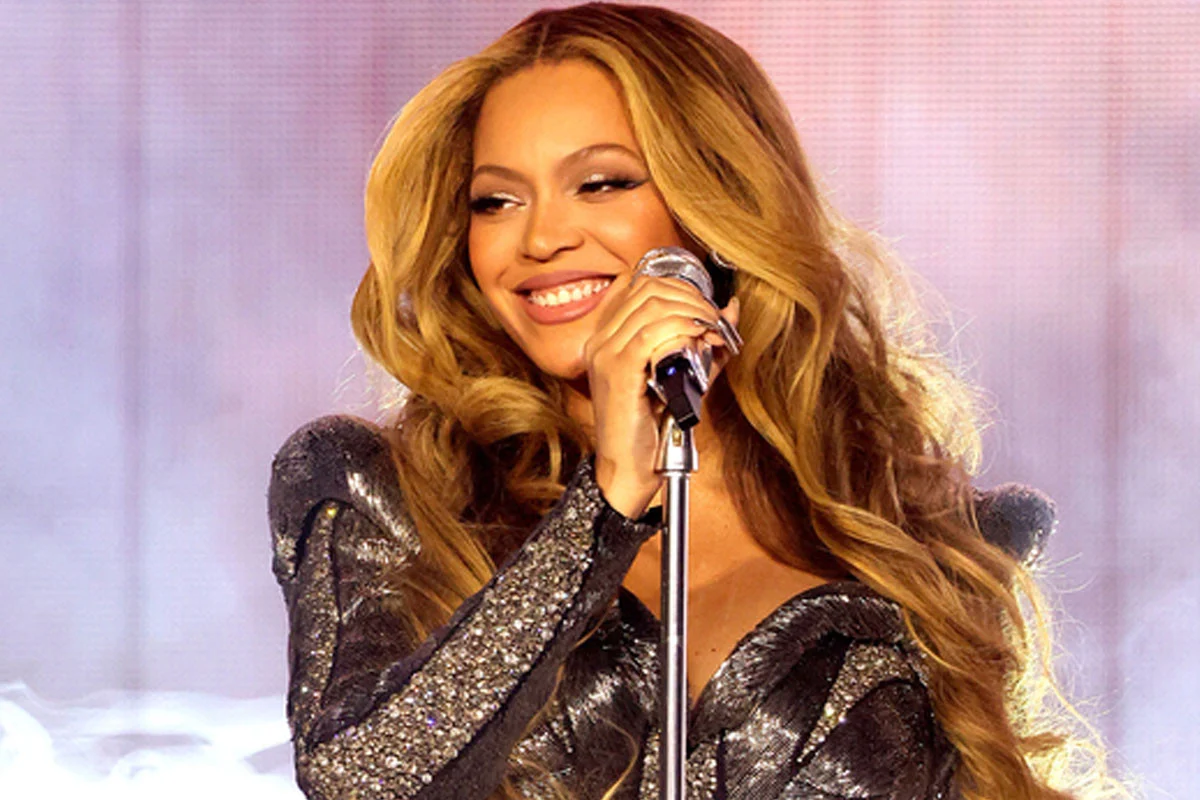 প্রথমবারের মতো বিলিয়নারের তালিকায় পপ সম্রাজ্ঞী বিয়ন্সে