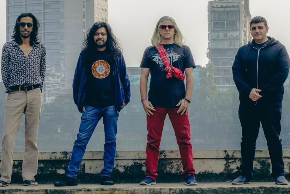 সোনার বাংলা সার্কাস তাদের নতুন গান ‘মহাশ্মশান’ প্রকাশ