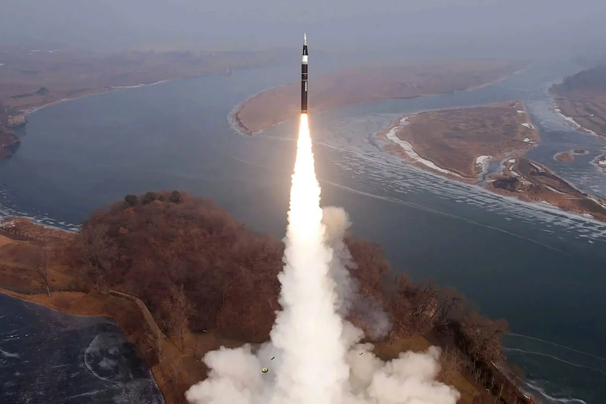 ‘অজ্ঞাত’ ক্ষেপণাস্ত্র ছুড়ল উত্তর কোরিয়া