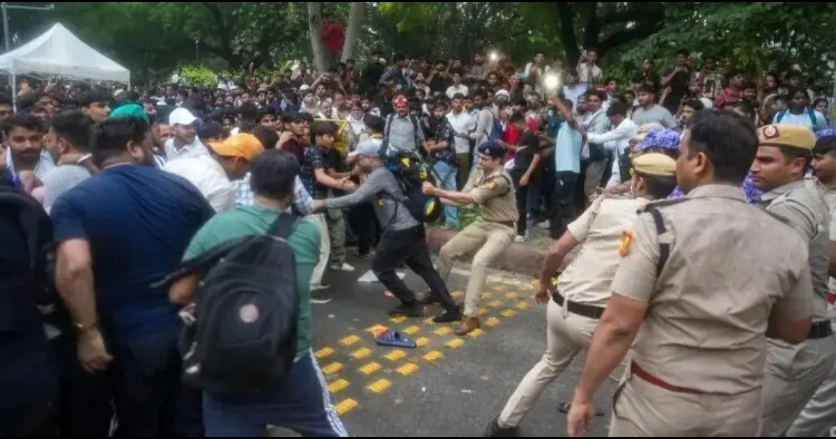 দিল্লিতে বিক্ষোভ, মোতায়েন ২৩ হাজার সশস্ত্র পুলিশ
