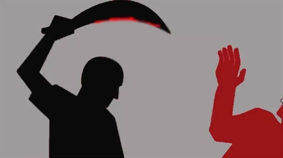 চালকের হাত পা বেঁধে ভ্যান ছিনতাই।
