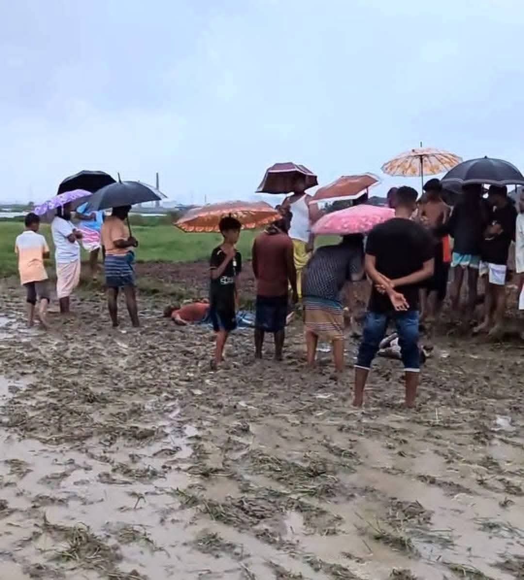 মর্মান্তিক দুর্ঘটনা: সাভারের বনগাঁওয়ে বজ্রপাতে নিহত ৩