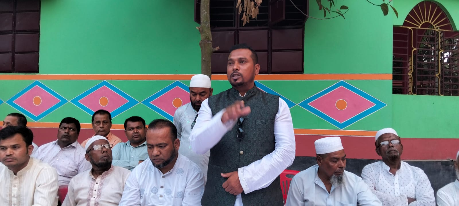 কুটি ইউনিয়নে চোর ও মাদক নির্মূলে উঠান বৈঠক অনুষ্ঠিত