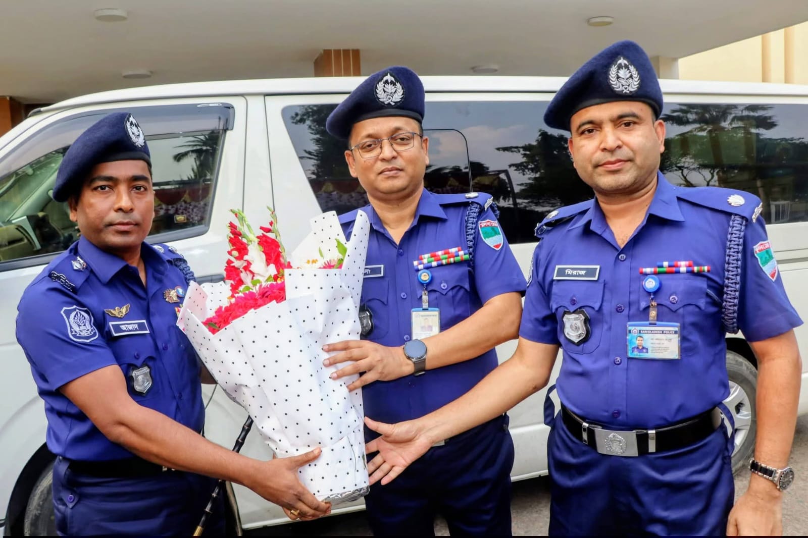 মাগুরায় নবাগত পুলিশ সুপার জনাব মোল্লা আজাদ হোসেন