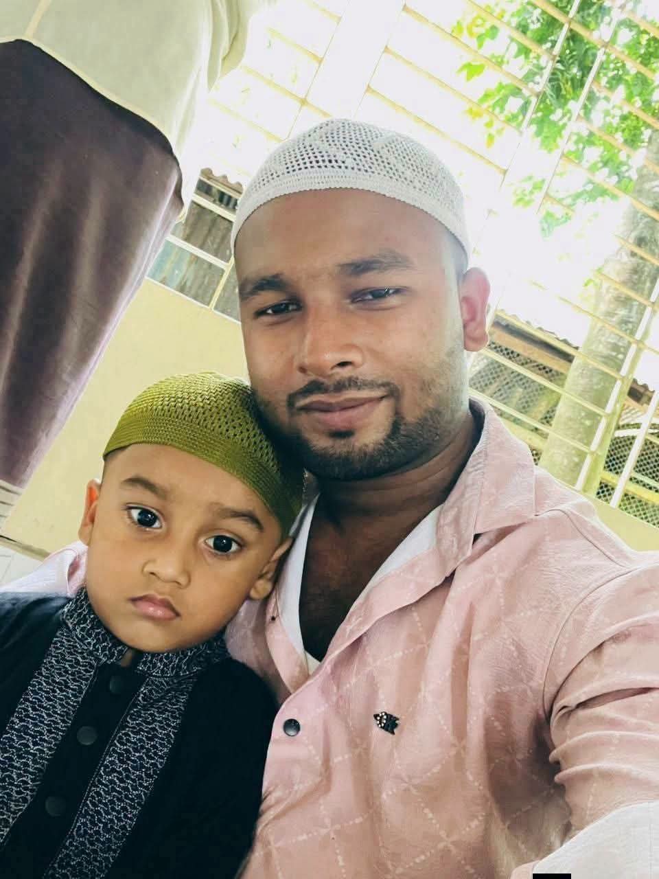 বান্দরবান জেলার অন্তর্গত লামা উপজেলার আজিজনগর ইউনিয়নে ভোররাতে পাহাড়ধসে শিশুসহ ৫ জনের মর্মান্তিক মৃত্যু
