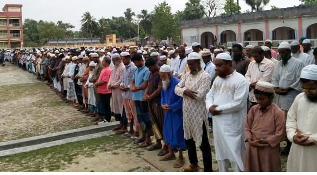 খাজরা ইউপির সাবেক চেয়ারম্যান শাহ নেওয়াজ ডালিমের মাতা আছিয়া খাতুনের দাফন সম্পন্ন