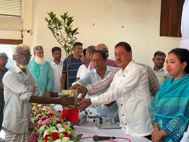 ২০২৬-২০২৭ অর্থবছরের কৃষি প্রণোদনা কর্মসূচির উদ্বোধন করলেন এমপি অ্যাডভোকেট মো. জালাল উদ্দীন