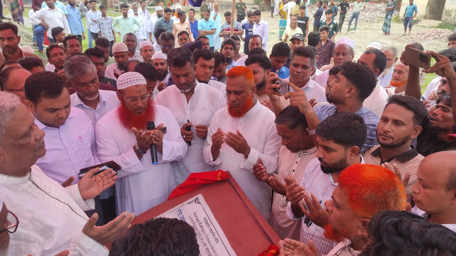 সুবর্ণচরে প্রাথমিক বিদ্যালয়ের নতুন ভবনের ভিত্তিপ্রস্তর উদ্বোধন করলেন এমপি শাহজাহান