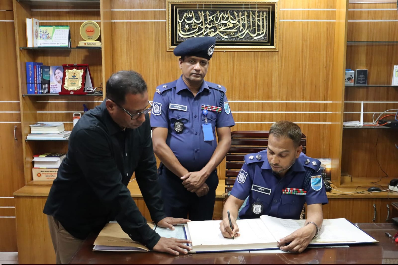 পুলিশ সুপার, গাজীপুর মহোদয় কর্তৃক কালিয়াকৈর থানা বার্ষিক পরিদর্শন।