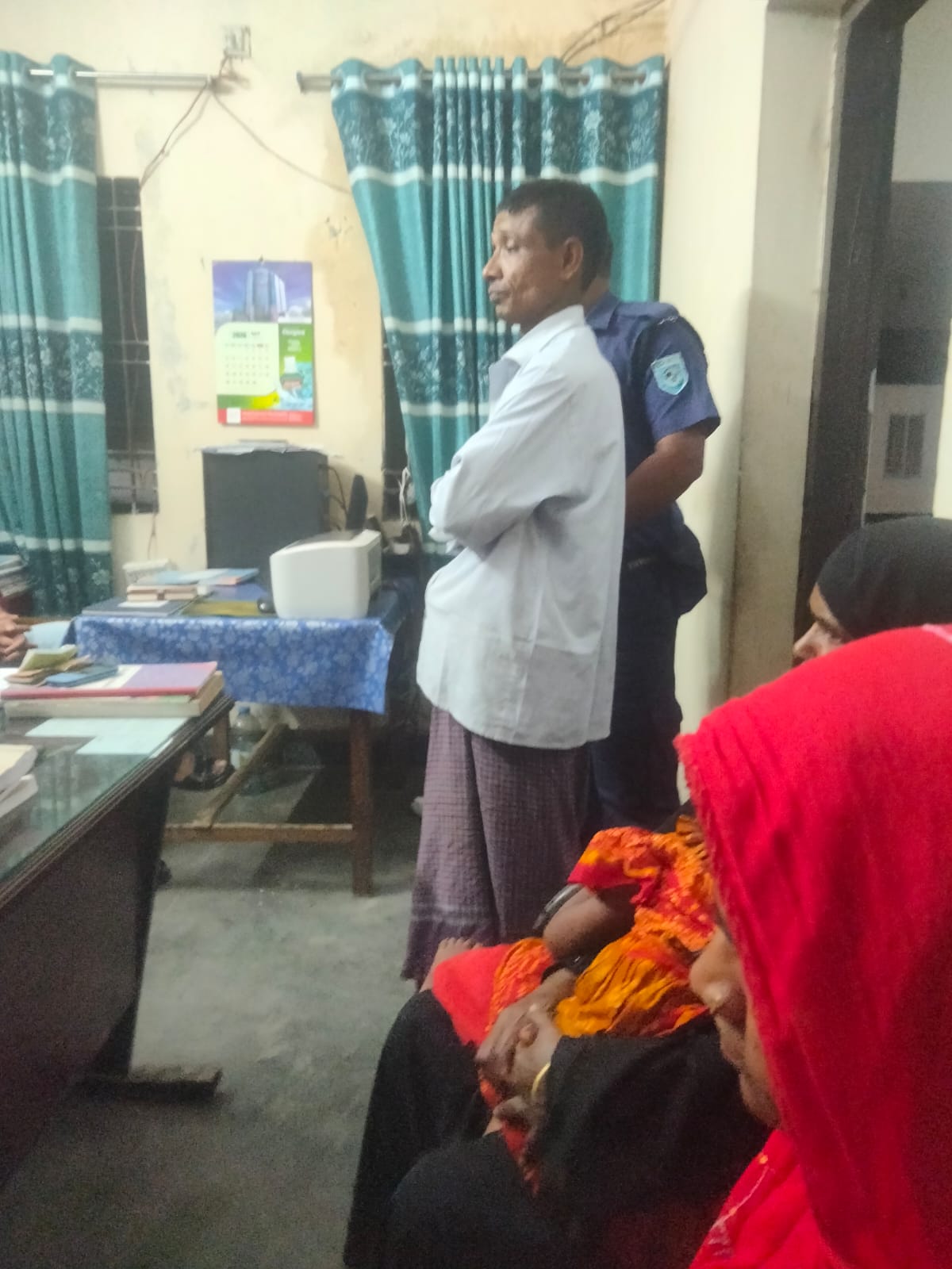 সুন্দরগঞ্জে কলার প্রলোভন দেখিয়ে  শিশু ধর্ষণ চেষ্টা মামলায় অভিযুক্ত আটক