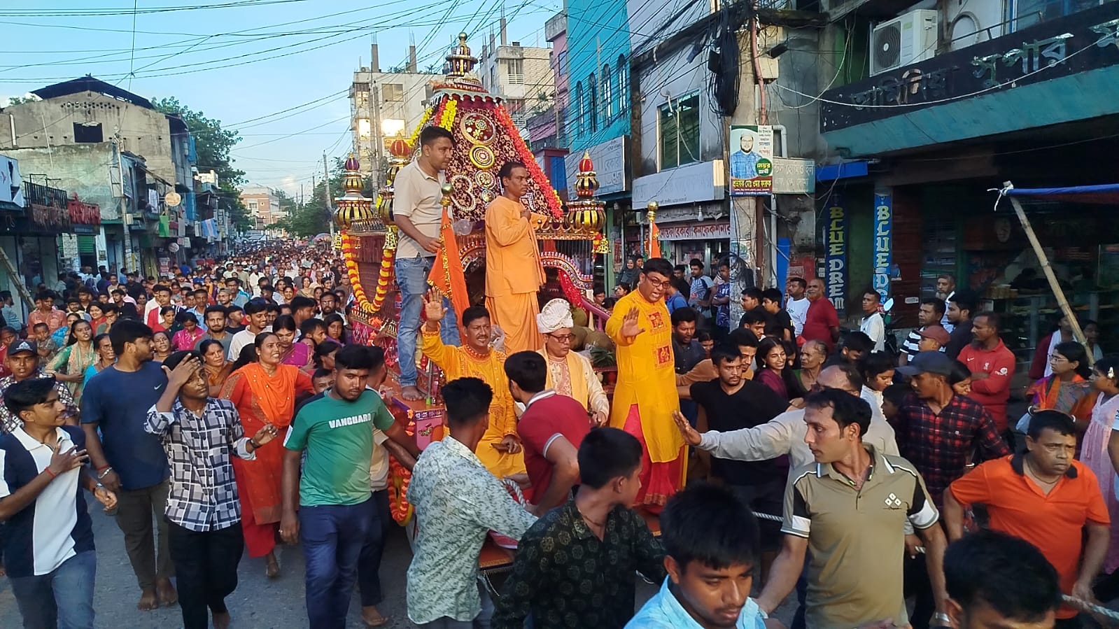 সাতক্ষীরায় ধর্মীয় ভাবগাম্ভীর্য ও উৎসাহ-উদ্দীপনায় পালিত হলো শ্রীশ্রী জগন্নাথদেবের রথযাত্রা