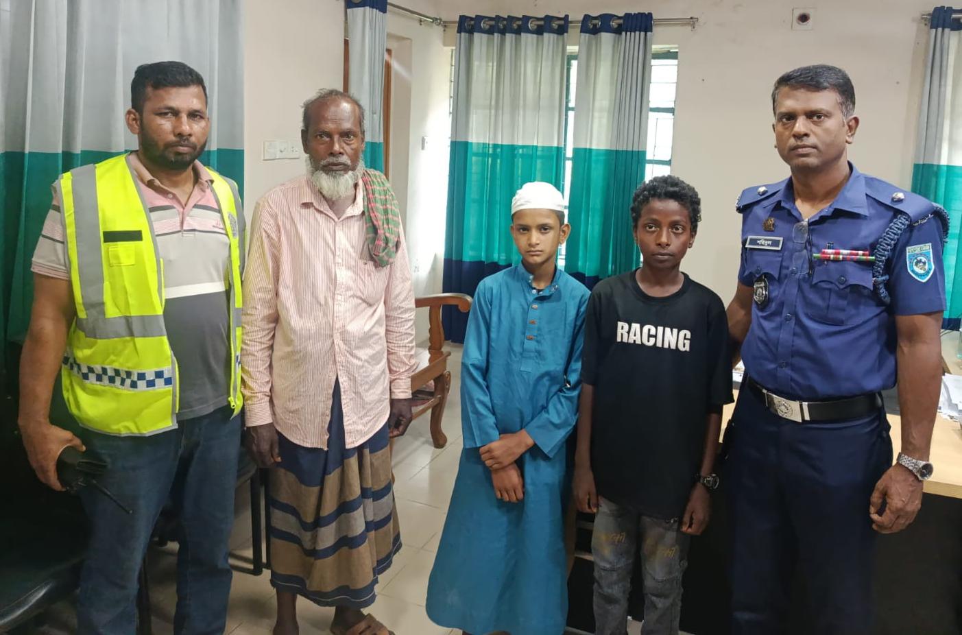 নিখোঁজ দুই কিশোর উদ্ধার!