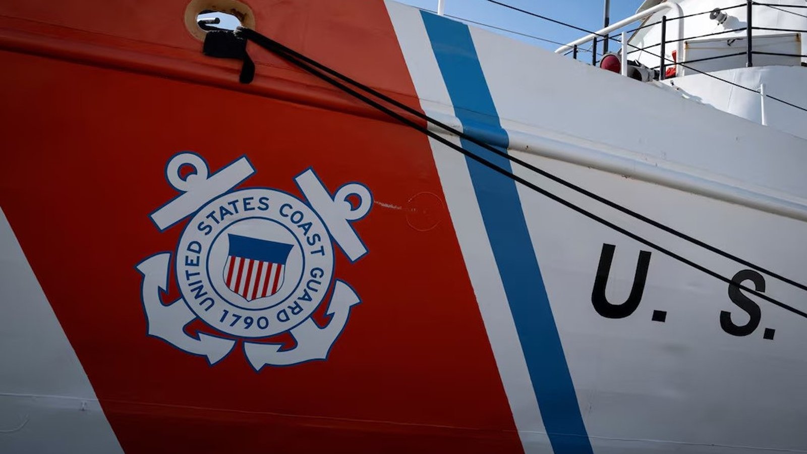 আরেক তেল ট্যাংকার জব্দে মার্কিন কোস্টগার্ডের অভিযান