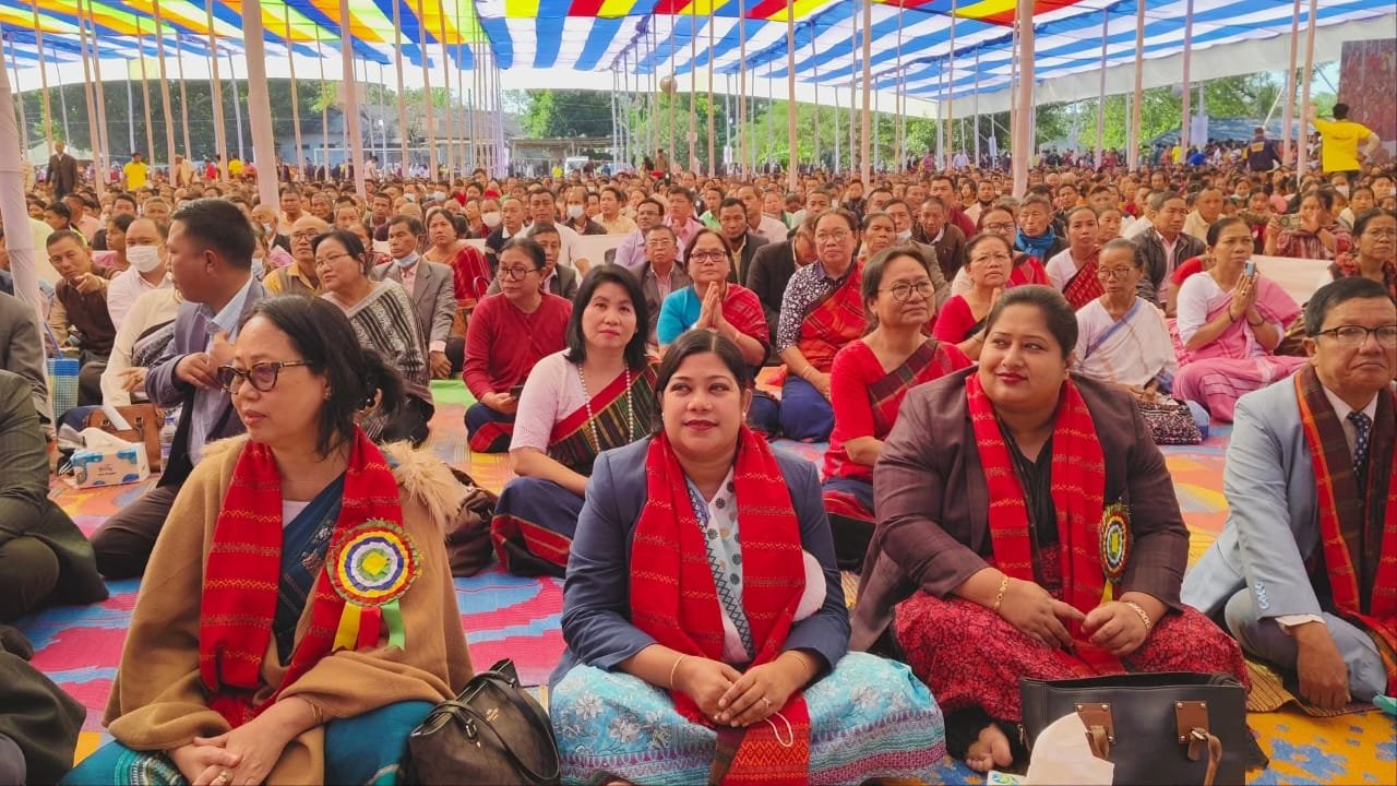 তিলোকানন্দ মহাথেরো অন্তেষ্টিক্রিয়া শ্রদ্ধা জানান