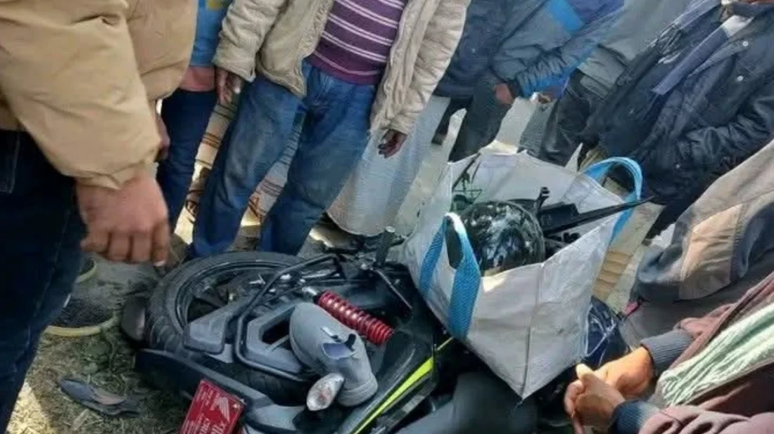 দিনাজপুরে সড়ক দুর্ঘটনায় স্বামী-স্ত্রী নিহত