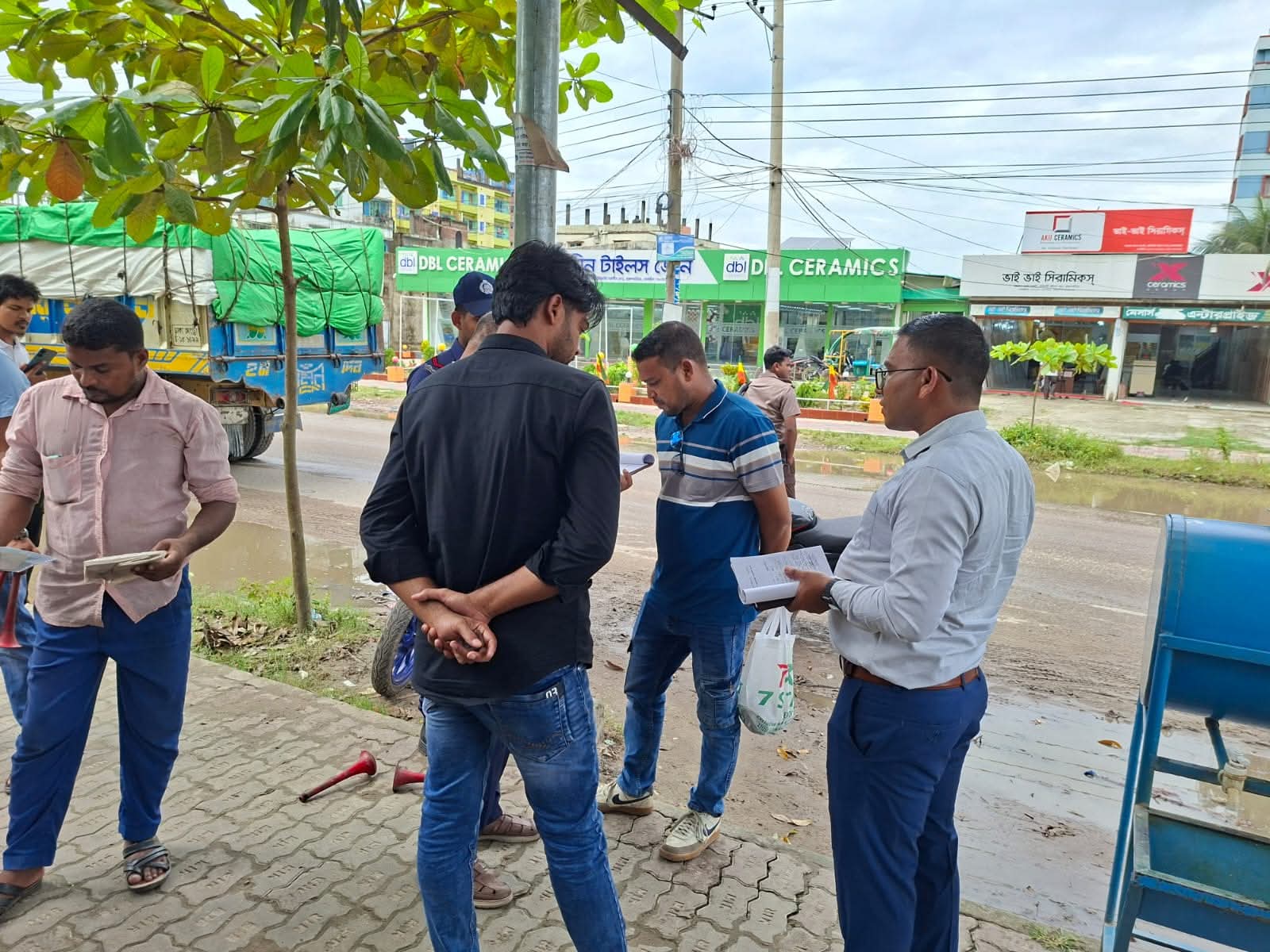 ব্রাহ্মণবাড়িয়ায় পরিবেশ অধিদপ্তরের মোবাইল কোর্ট ব্রাহ্মণবাড়িয়ায় পরিবেশ অধিদপ্তরের মোবাইল কোর্ট