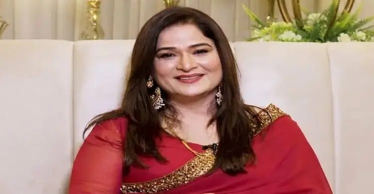 ৫৪ বছর বয়সে বিয়ে করলেন অভিনেত্রী হুমায়রা বানু