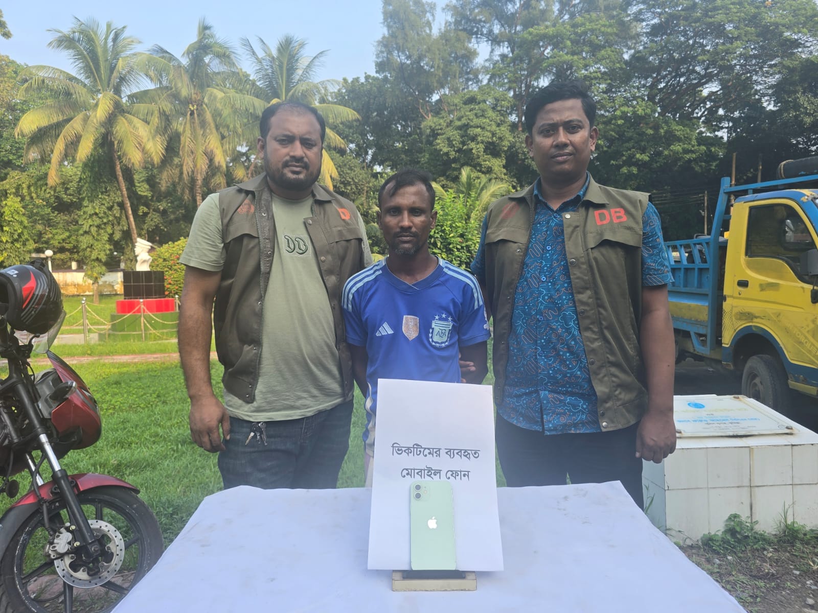 স্কুলছাত্রী তাজমিনকে ধ’র্ষণের  পর হ’ত্যা করেন সুমন