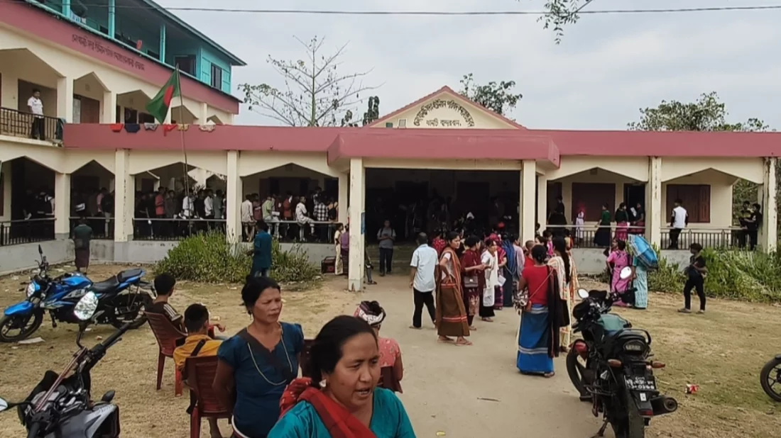 বান্দরবানের দুর্গম ৮ ভোটকেন্দ্রে বিদুৎ সংযোগ নেই, বসবে সোলার প্যানেল