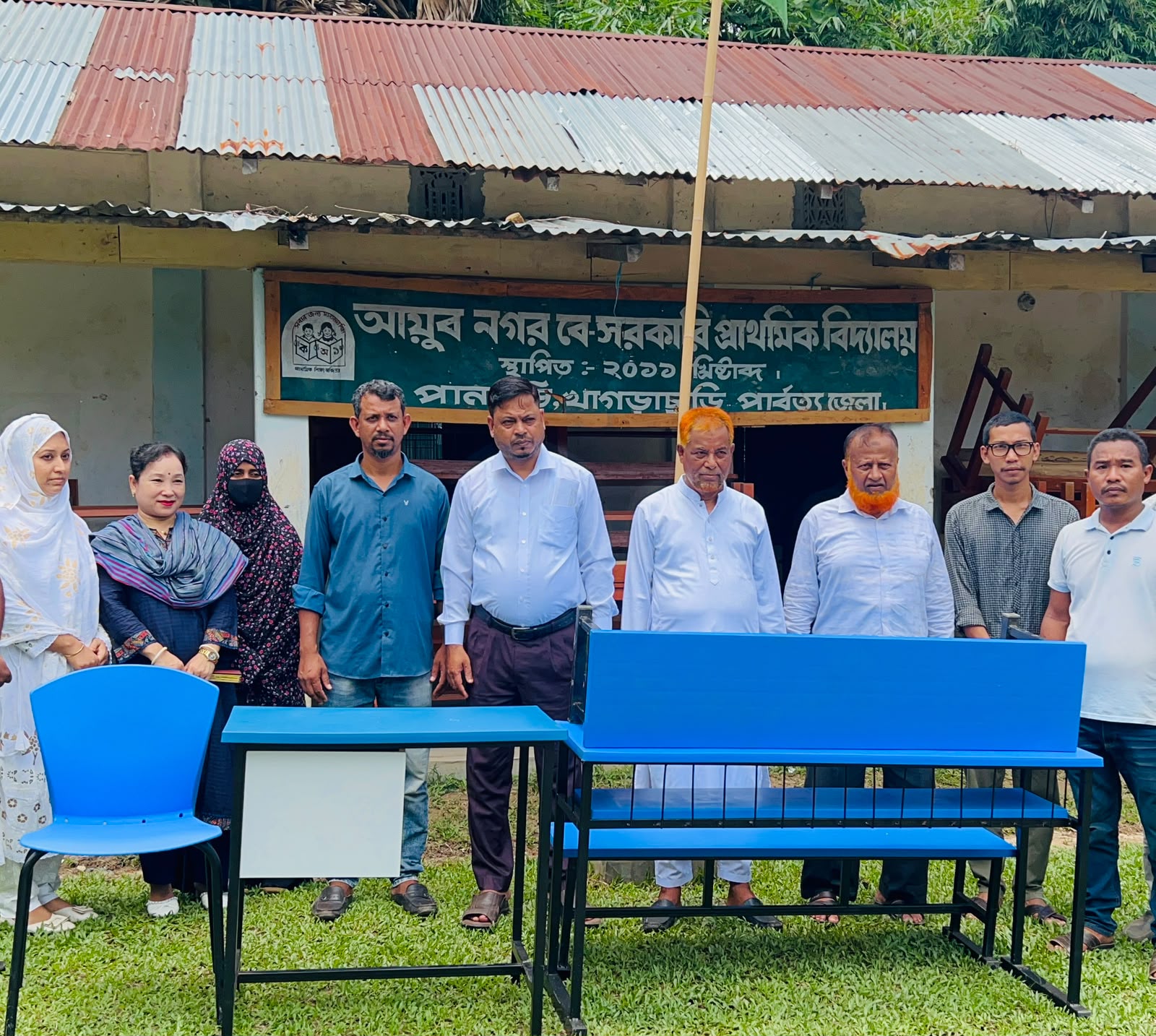 পানছড়িতে দুই শিক্ষা প্রতিষ্ঠানে আসবাবপত্র বিতরণ