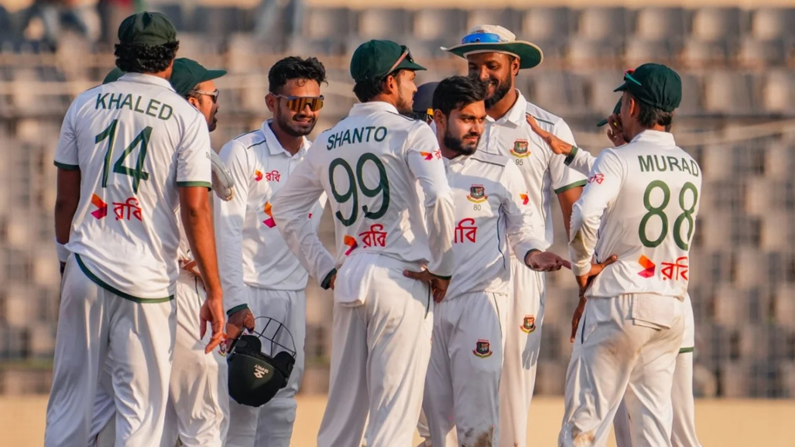 আয়ারল্যান্ডকে ফলোঅনের শঙ্কায় ফেলে দিন পার বাংলাদেশের