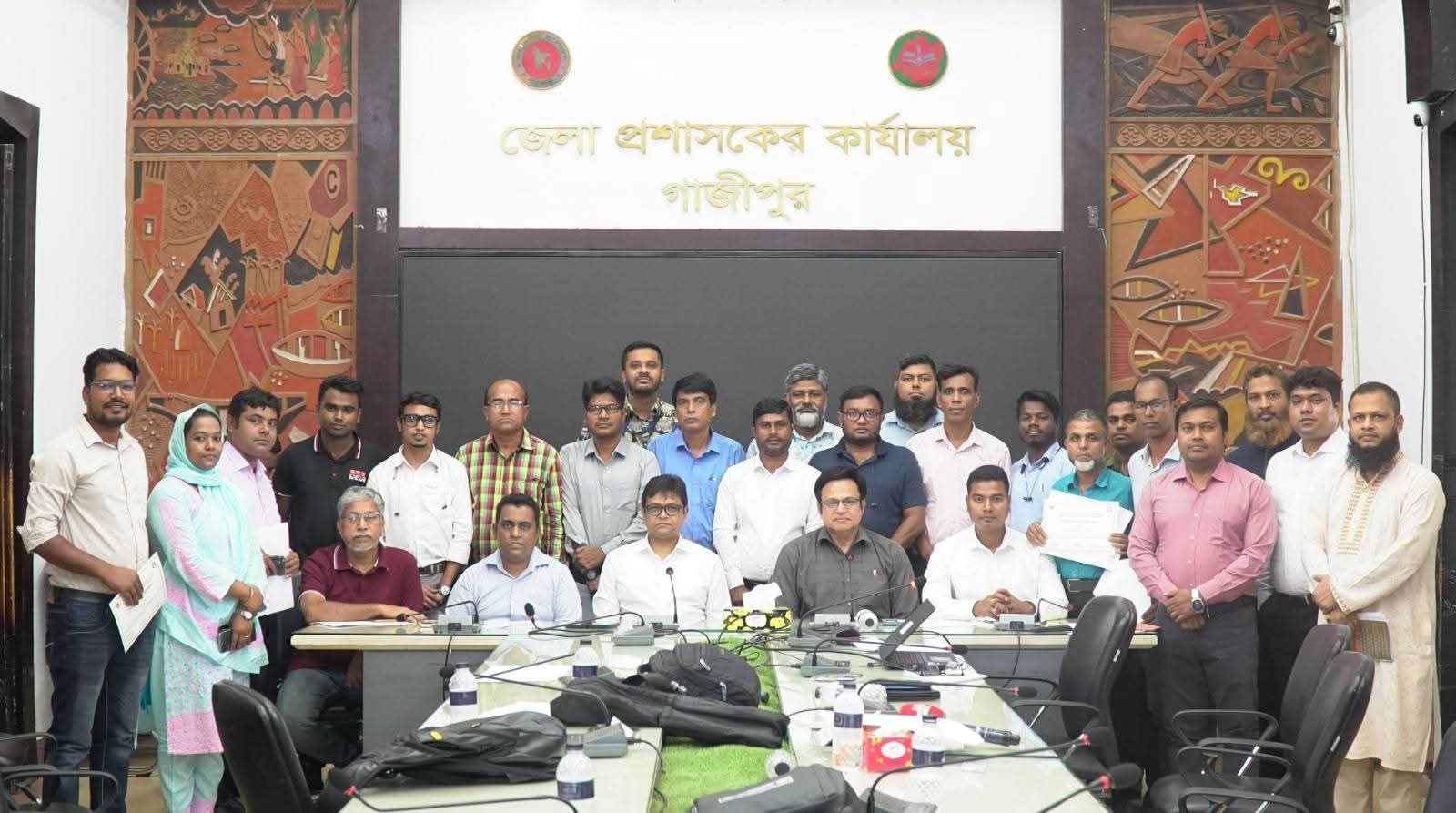 গাজীপুরে সাংবাদিকদের তিন দিনব্যাপী 'Facts for Life' কর্মশালার সমাপনী ও সনদপত্র বিতরণ।