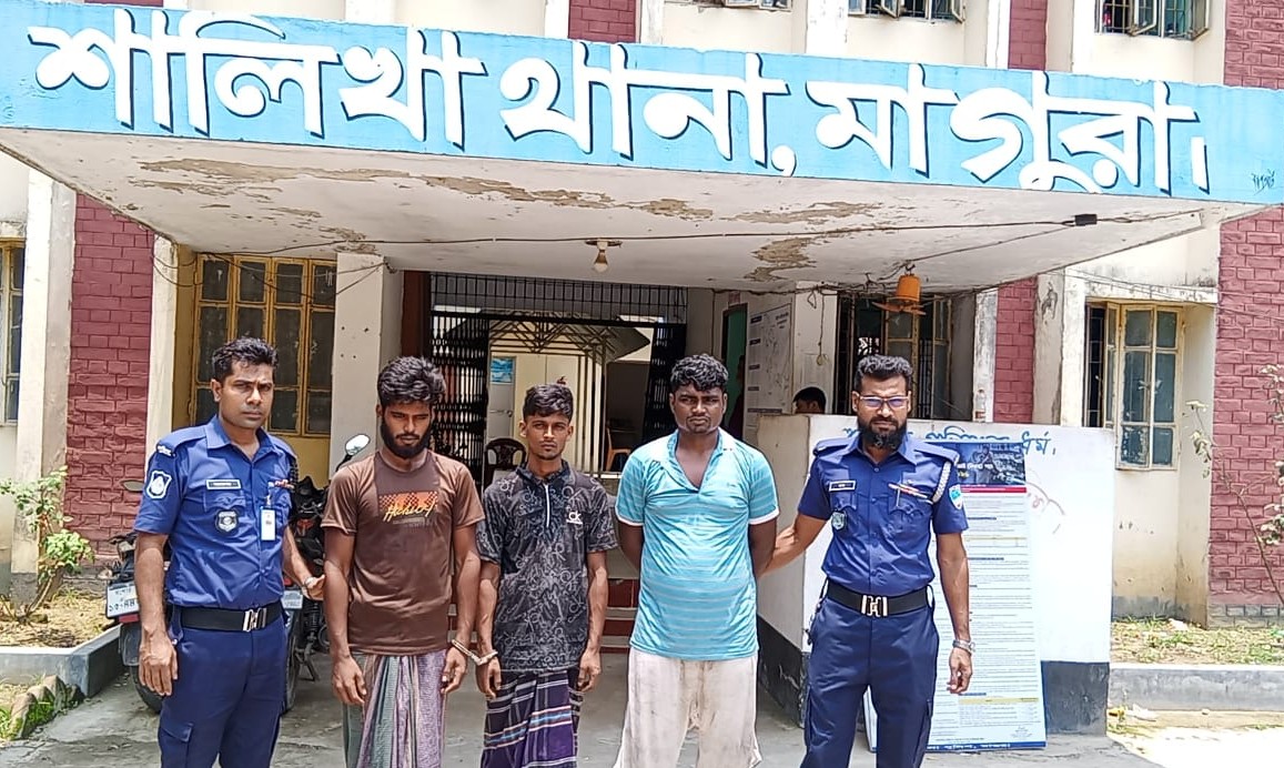 আন্তঃদেশীয় চোর চক্রের তিন সদস্য আটক