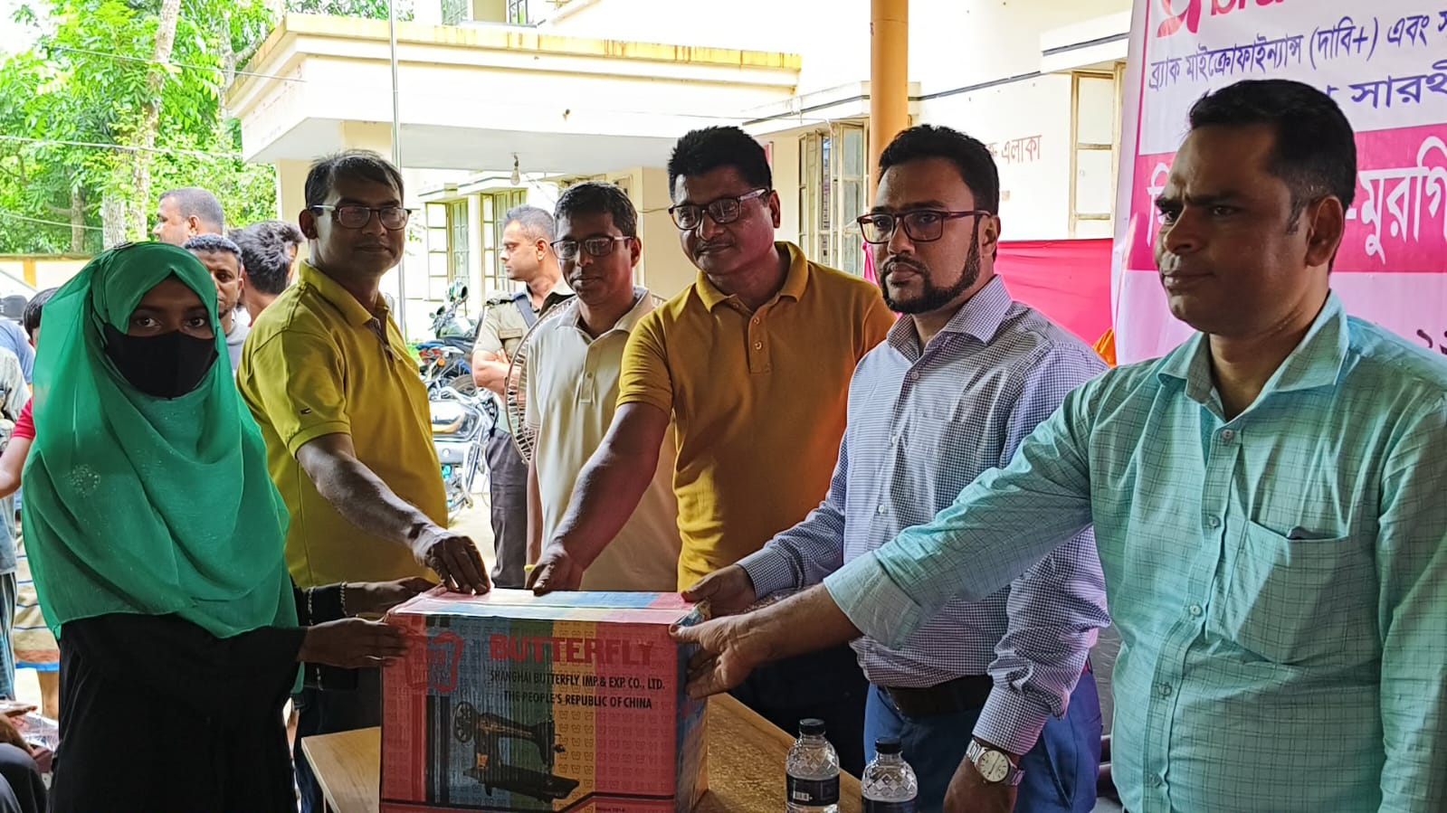 আত্মকর্মসংস্থানে উৎসাহ দিতে স্বপ্ন সারথী কিশোরীদের পাশে ব্র্যাক