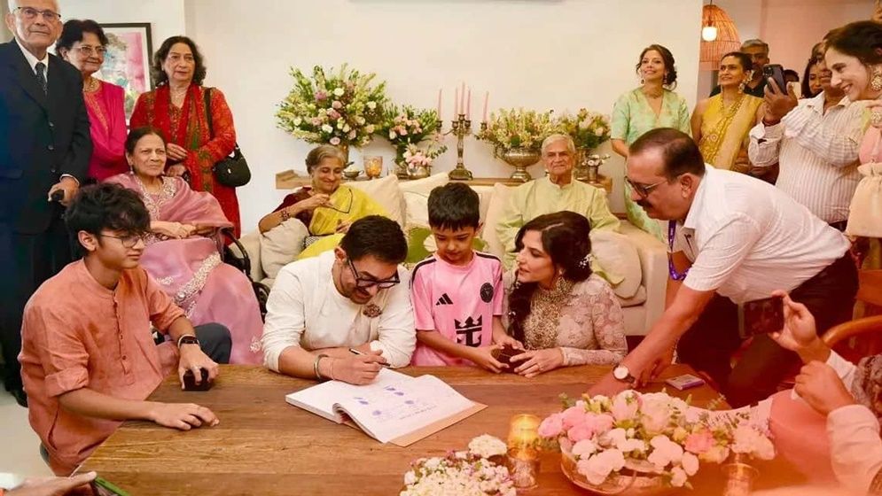 আমির-গৌরীর বিয়েতে ৩ সন্তান, সাবেক স্ত্রী রিনা ও কিরণের উপস্থিতি নিয়ে ধোঁয়াশা