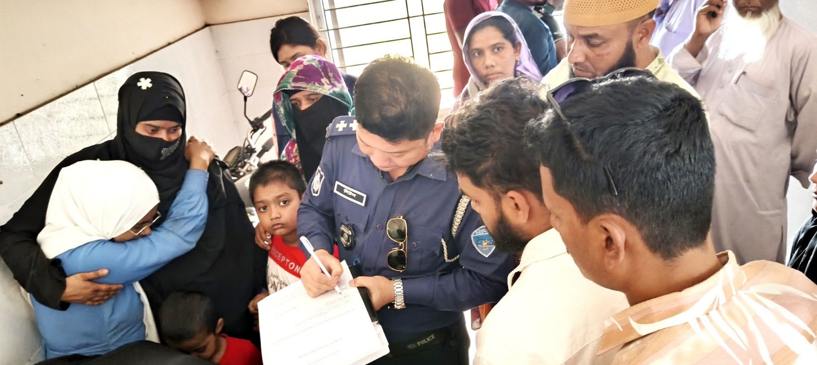 চাঁদপুরে প্রবাসীর স্ত্রীর গলাকাটা লাশ উদ্ধার