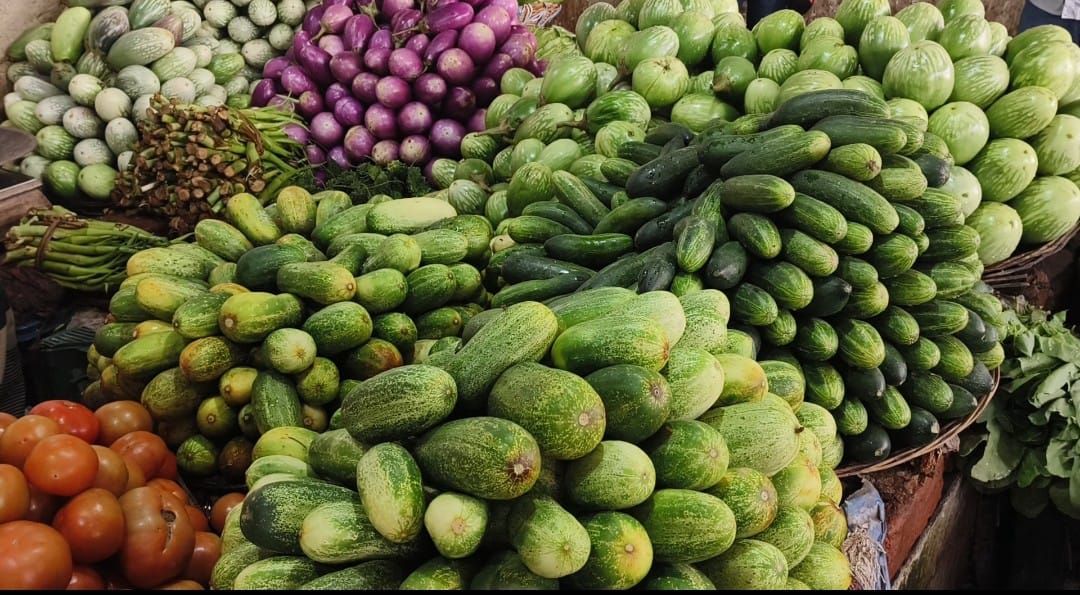 রমজানে পাঁচবিবিতে লাগামহীন নিত্যপণ্যের দাম, বাজার মনিটরিং জোরদারের আহ্বান