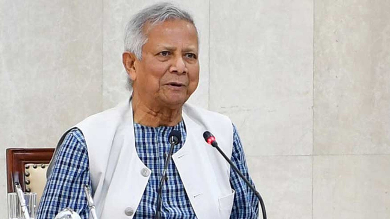 প্রধান উপদেষ্টার সঙ্গে ৩ দলের বৈঠক অনুষ্ঠিত