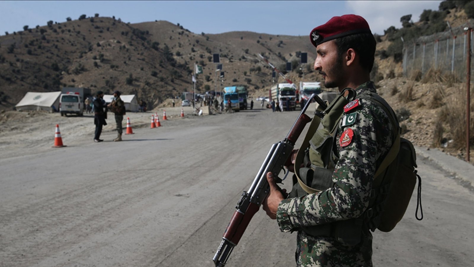 পাকিস্তানের হামলায় আফগানি জনস্তানে নিহত ৪ জন