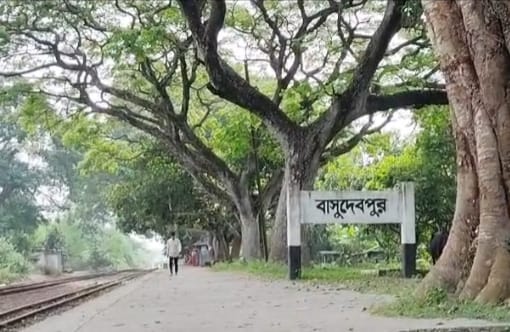 ট্রেনের ধাক্কায় নলডাঙ্গায় অজ্ঞাত ব্যক্তির মৃত্যু