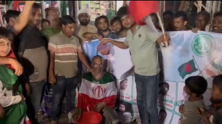 দুধ দিয়ে গোসল, এবার ইরানের সমর্থনে