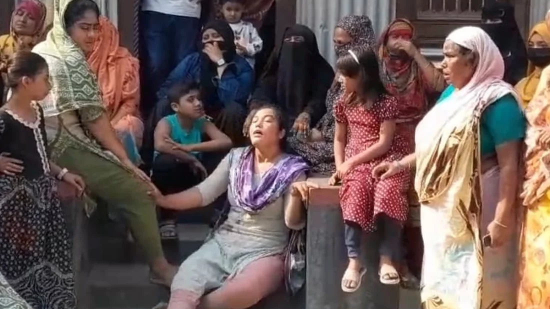 ওরা আমার ছেলেকে দা দিয়ে কোপাতে শুরু করে: হত্যার পর মায়ের আহাজারি