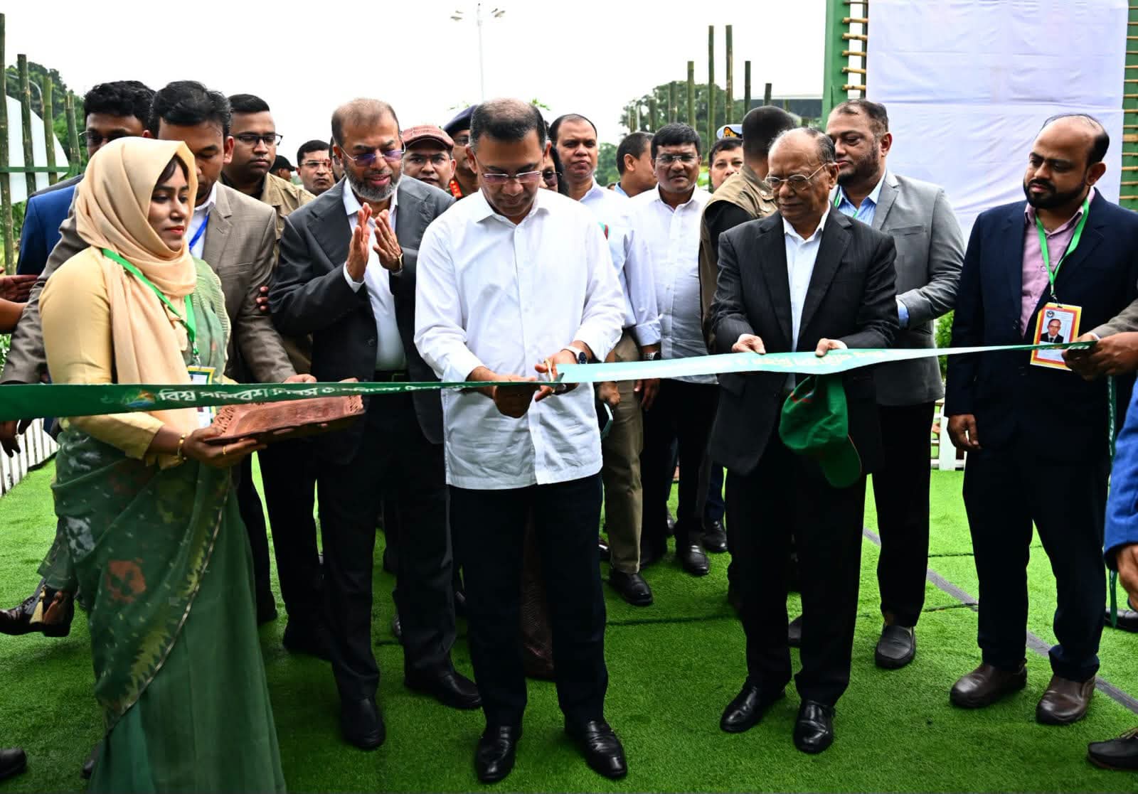 একটি সন্তান জন্ম নিলে একটি গাছ লাগান’— বিশ্ব পরিবেশ দিবস ও জাতীয় বৃক্ষরোপণ অভিযান উদ্বোধন করে প্রধানমন্ত্রীর আহ্বান