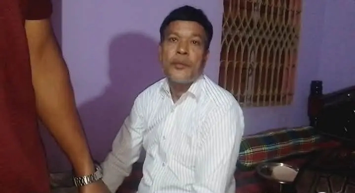 সুন্দরগঞ্জে শিশুকে ধর্ষণচেষ্টার অভিযোগ, বাড়ির ছাদে লুকিয়েও রক্ষা হয়নি, পুলিশের হাতে আটক অভিযুক্ত
