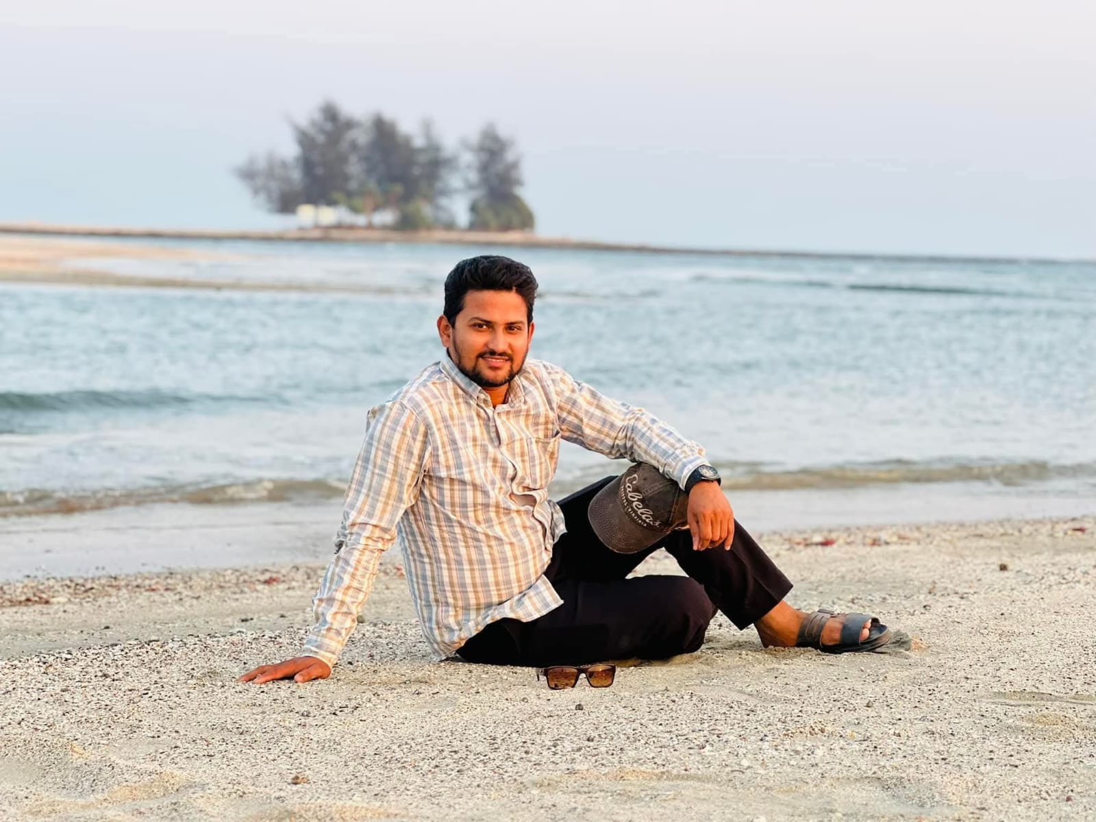 সড়ক দূর্ঘটনায় মারা গেছেন সেন্টমার্টিন দ্বীপের বিশিষ্ট পর্যটন ব্যবসায়ী আব্দুল মালেক, আহত ৩ জন